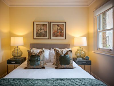 Spacious 3Bed House Belgravia London