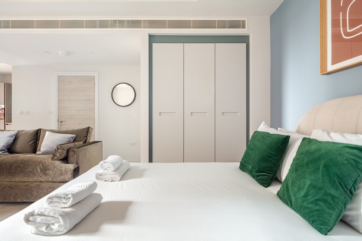 Spacious Studio Apartment gallery image 3