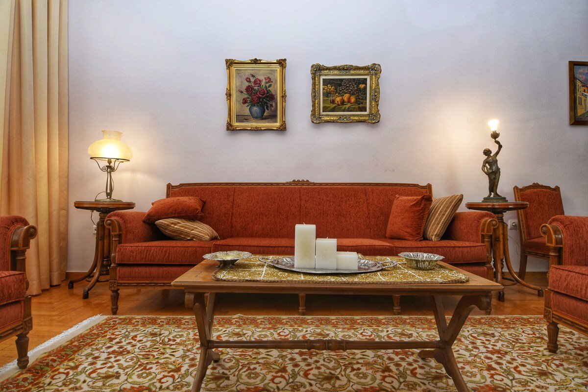 Athens Authentic Elegance | Top Acropolis location gallery image 4