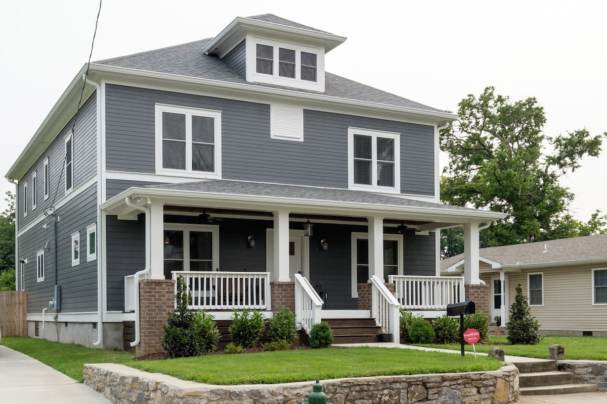 Spacious Home in Cool East Nashville – #2019071966 gallery image 2