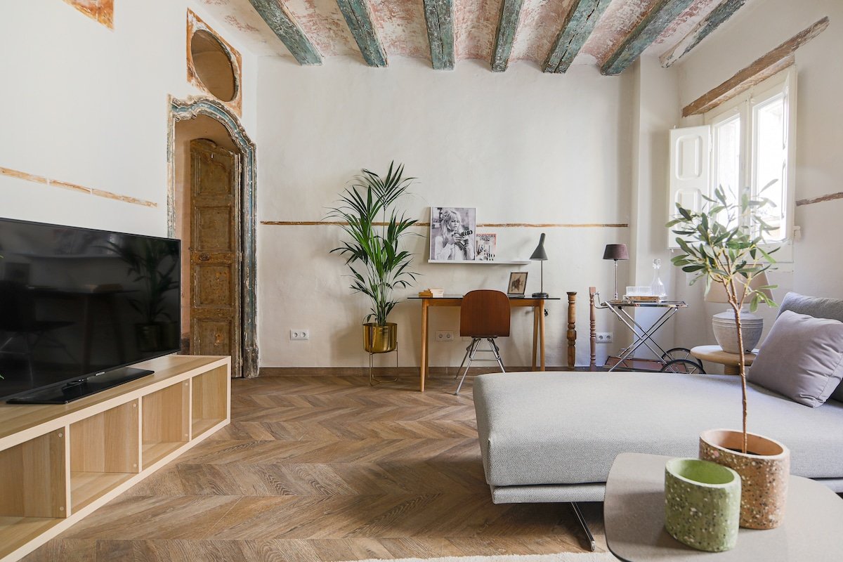 Serviced Apartment next to Ramblas gallery image 5