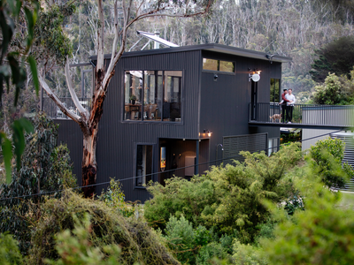 Months and Seasons – Beach House – Stunning Views