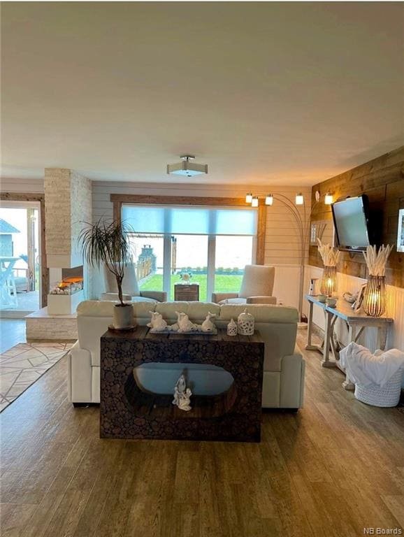 Amazing Ocean front home gallery image 5