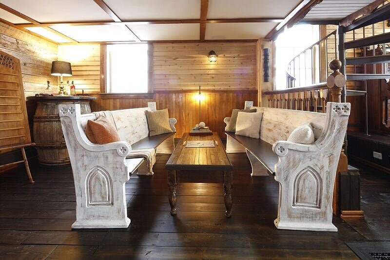 Jone’s Brook Cottage: BBQ-Pool-Table-Firepit-AC gallery image 5