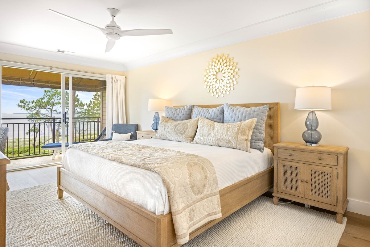 1832 Beachside Tennis Villas gallery image 2