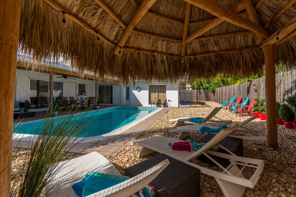 Casa Terra Mar – Beach Club Access & Private Pool!
