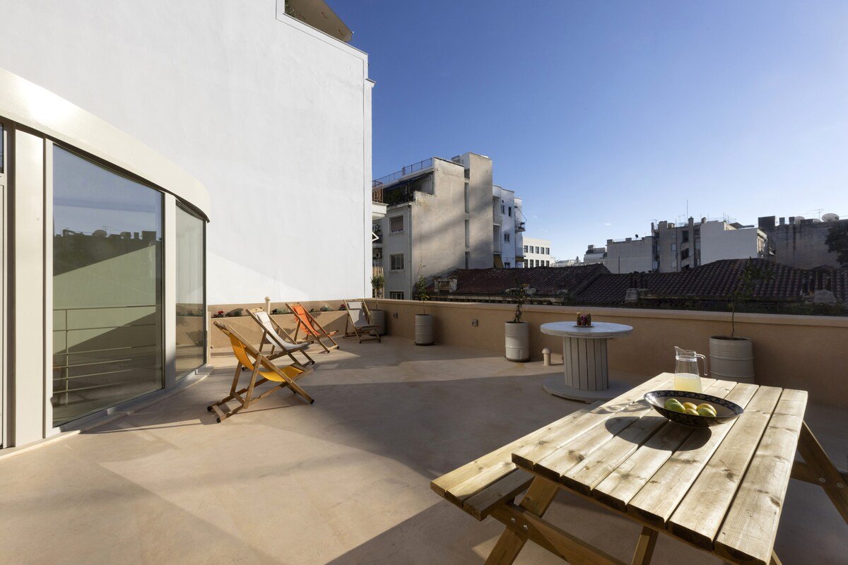 Derigny The Mansion #C gallery image 3