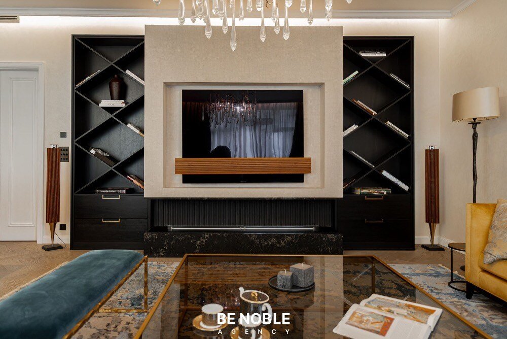 Luxury OLD Town 3BD Apartment gallery image 4