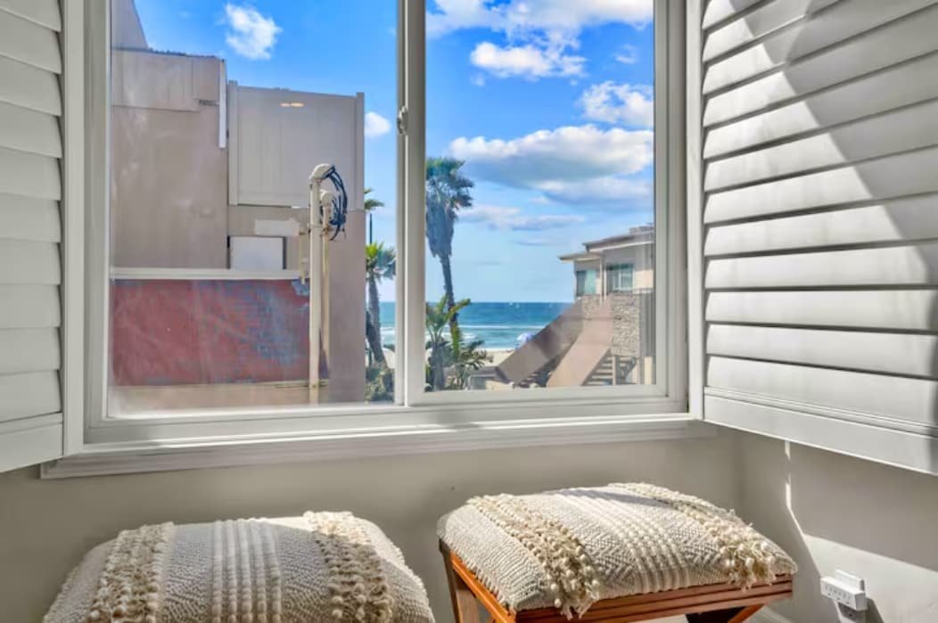 MB Massive Oceanview 6BR/6BA Sleep 30+Rooftop Deck gallery image 5