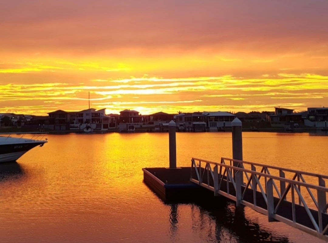 Waterfront-Bay View gallery image 2