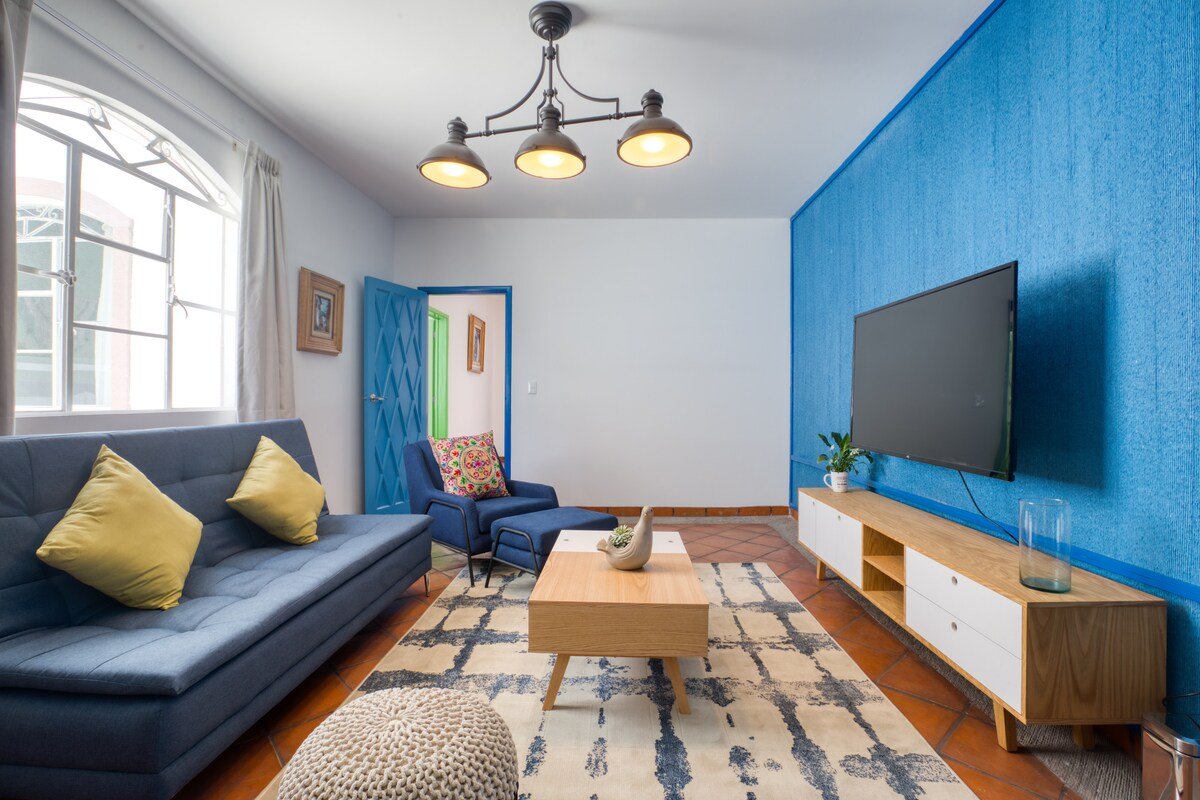 Modern Mexican House POLANCO, LARGE GROUPS gallery image 5