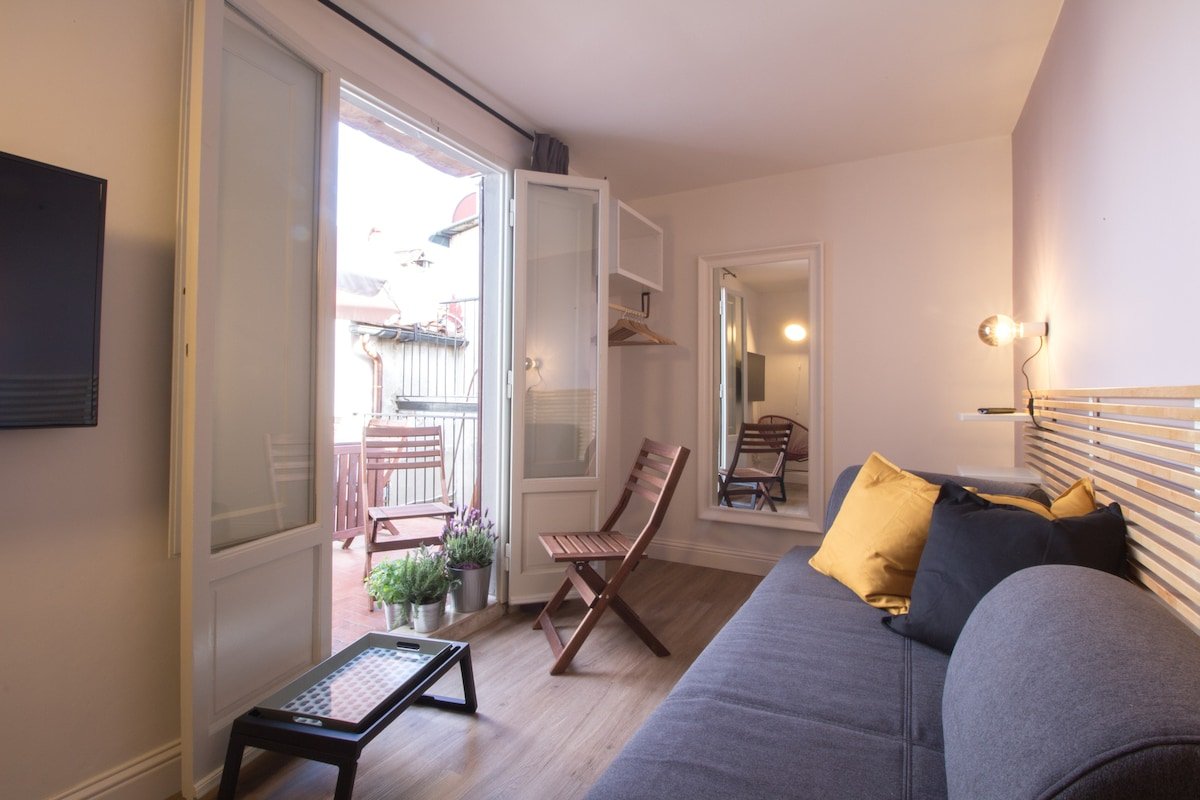 Mdr Duomo Lilac Apartment next to Duomo gallery image 5