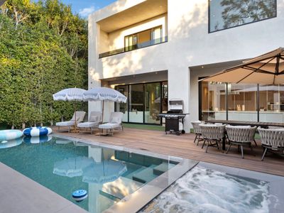 The Beverly Hills Modern Villa