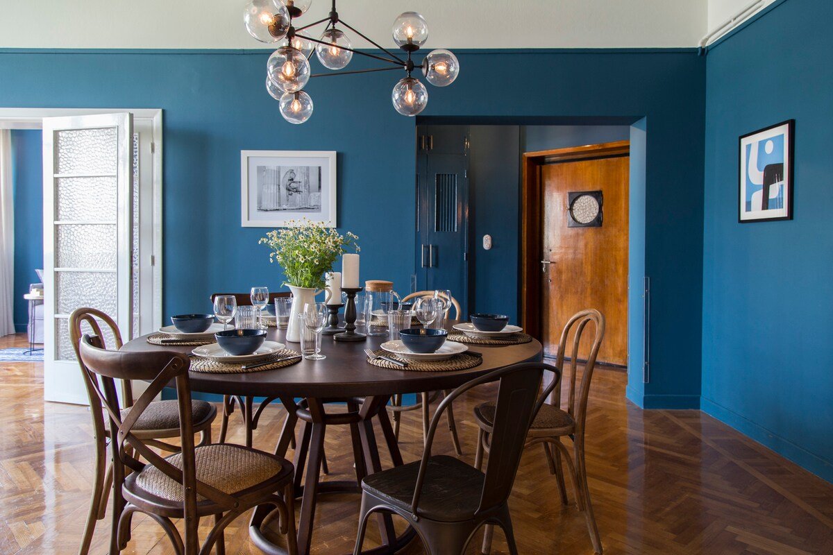 Bauhaus Building 330sq. Sleeps 24 persons gallery image 5