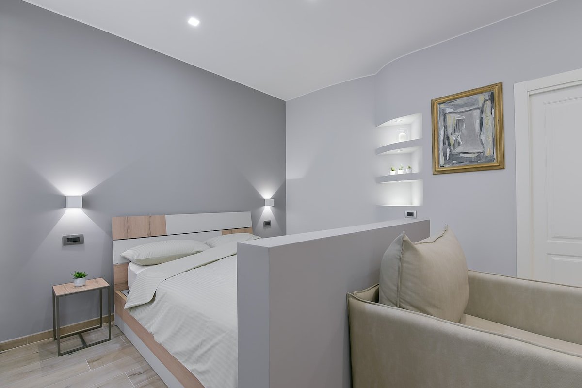 Appartamenti Deluxe a 2 passi dalle 2 Torri gallery image 4