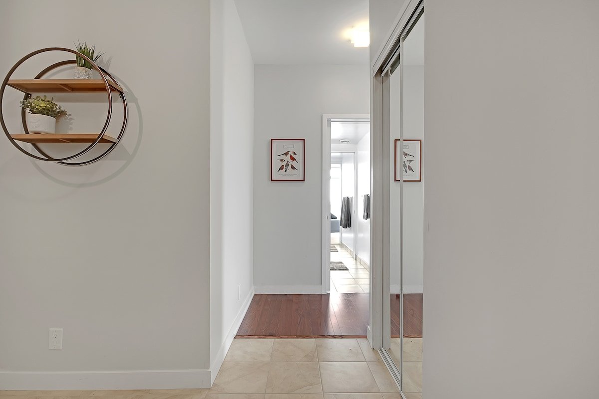 3 Bedroom CN Tower Waterfront Oasis gallery image 5