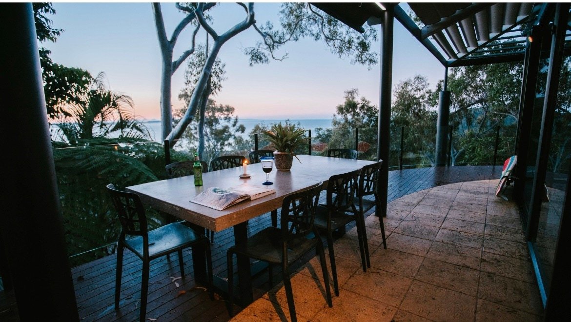 Little Cove Tree House gallery image 5