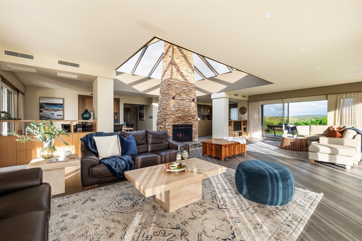 Incognito—An Exclusive Oceanfront Estate gallery image 5