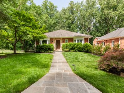 Modern 5BR Oasis on Rock Creek