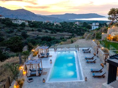 Esotico Escape Villa – Sea view and serenity!