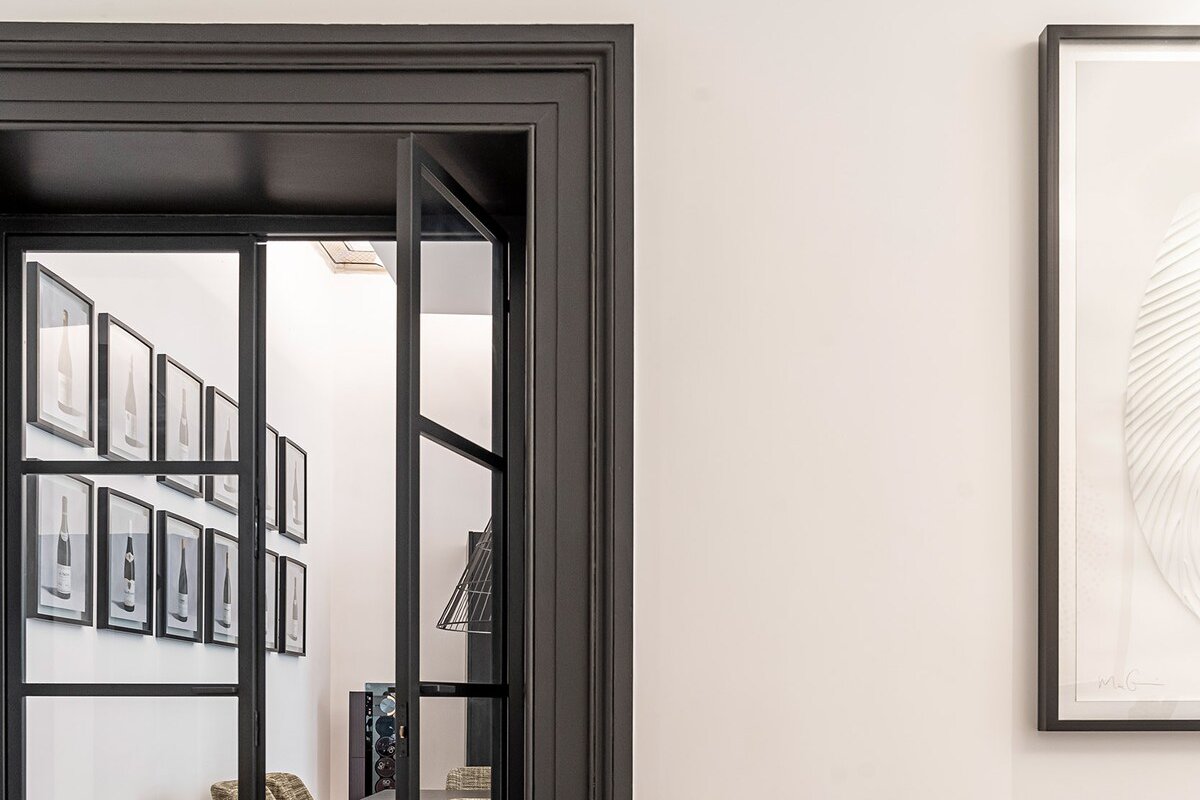 Luxurious apartment in XVI century building gallery image 5