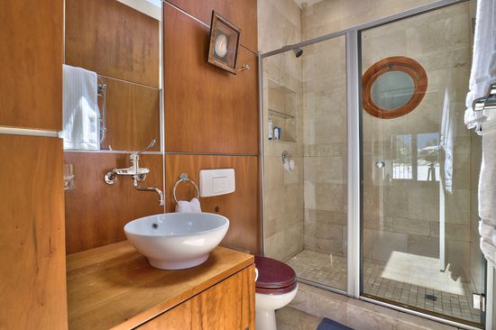 Photo 4 of Bungalow Clifton accommodation in Clifton, Cape Town with 4 bedrooms and 4 bathrooms