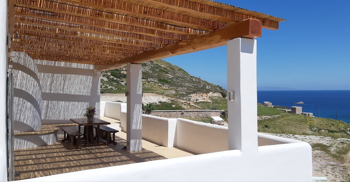 Aegean Blue Houses 4 Milos ‘Unique Sea View’ gallery image 3