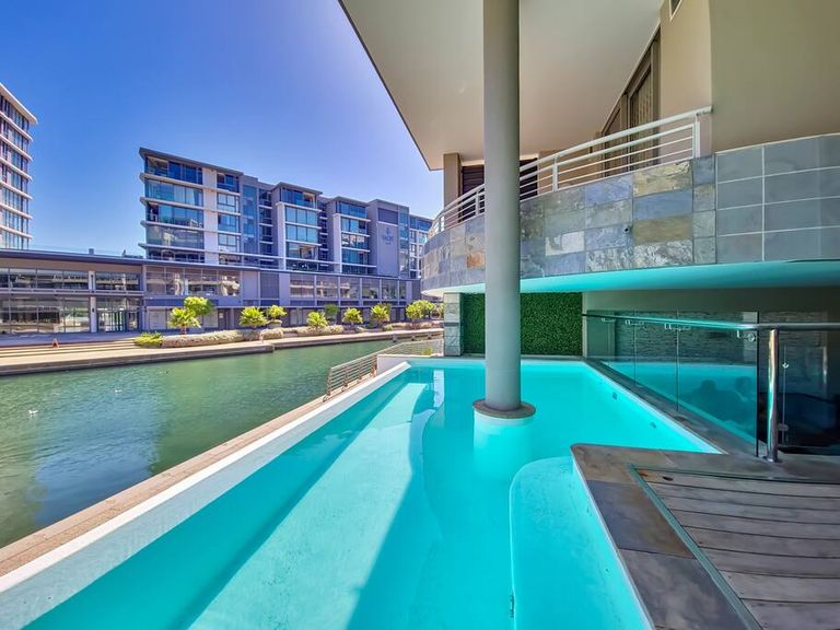 Canal Quays 602