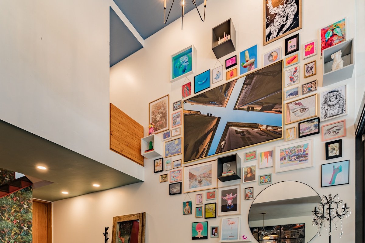 La Condesa Oasis: Big House, Beautiful Terrace gallery image 4