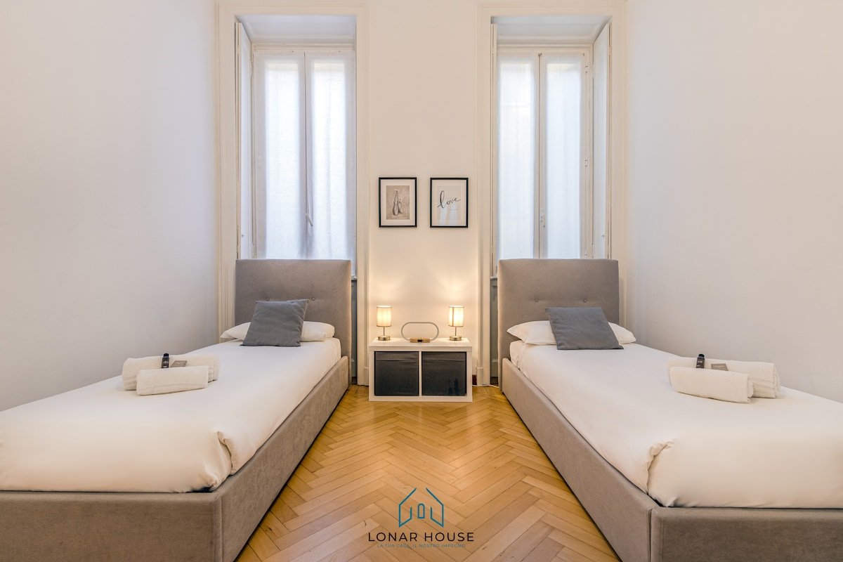 [BRERA-DUOMO] Prestige House “Residenza Orso” gallery image 5