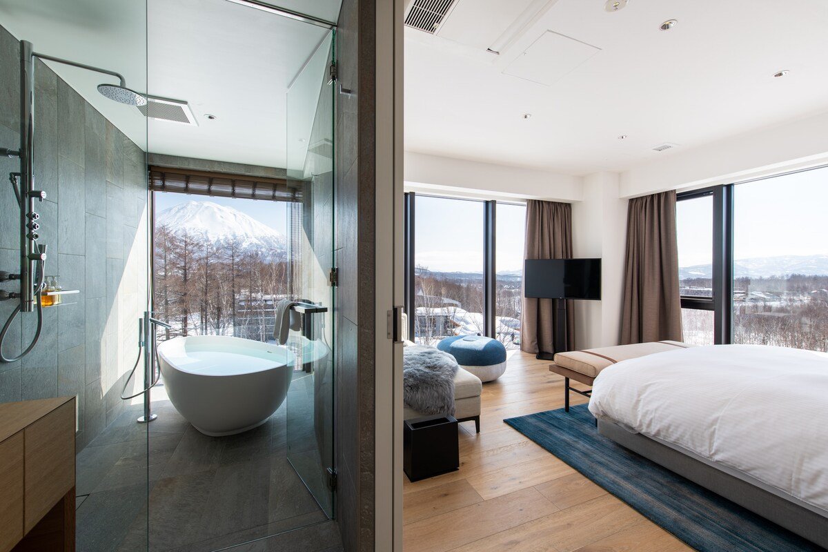 Intuition Niseko Penthouse: Private Onsen, Terrace gallery image 3
