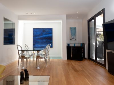 Psirri 3BR Luxury Residence with Athens View