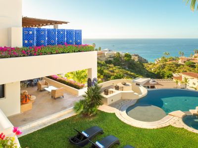 Ocean & Pedregal Views: Villa Perla by Cabo Villas