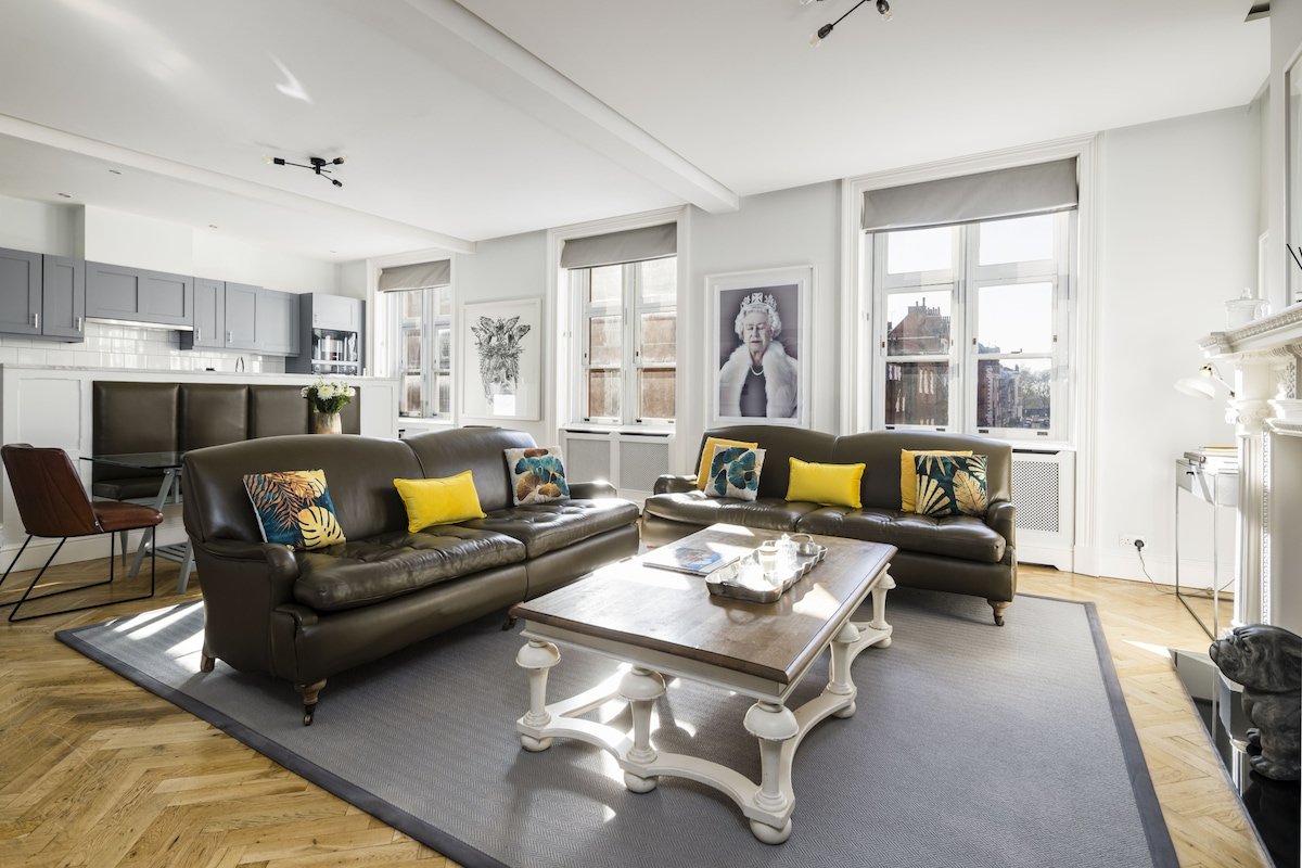 The Connaught Suite gallery image 2