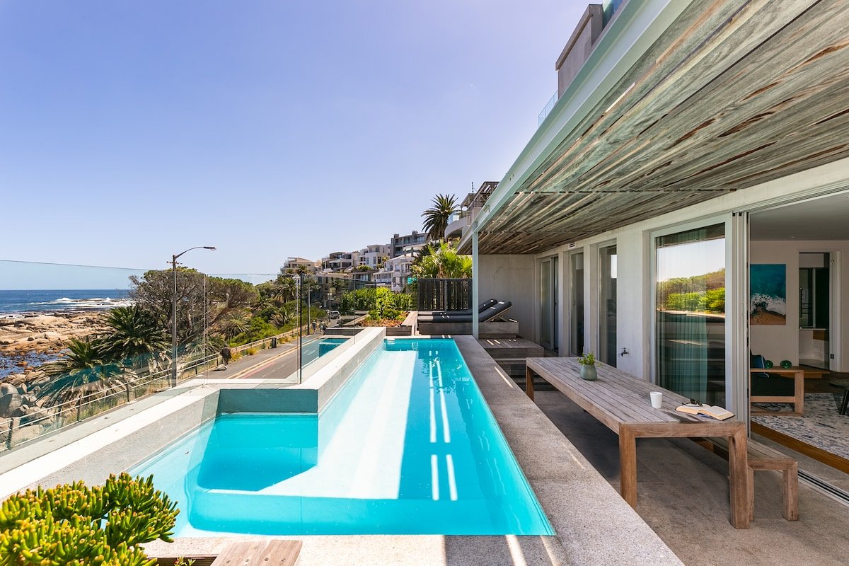 Waters Edge – Luxury Villa – Camps Bay gallery image 4