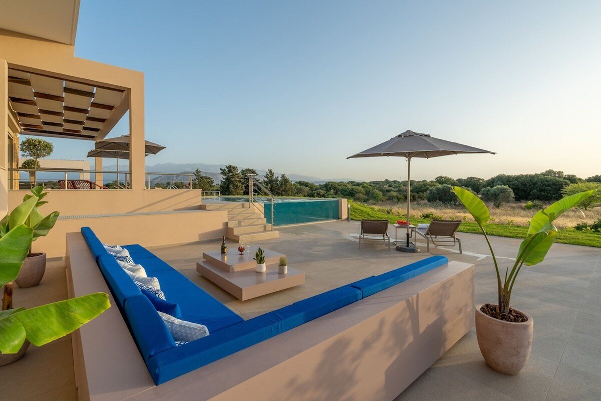 Villa Anastasia, Private Heated Pool Full Privacy gallery image 3
