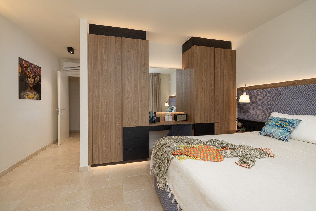 Piacente gallery image 5