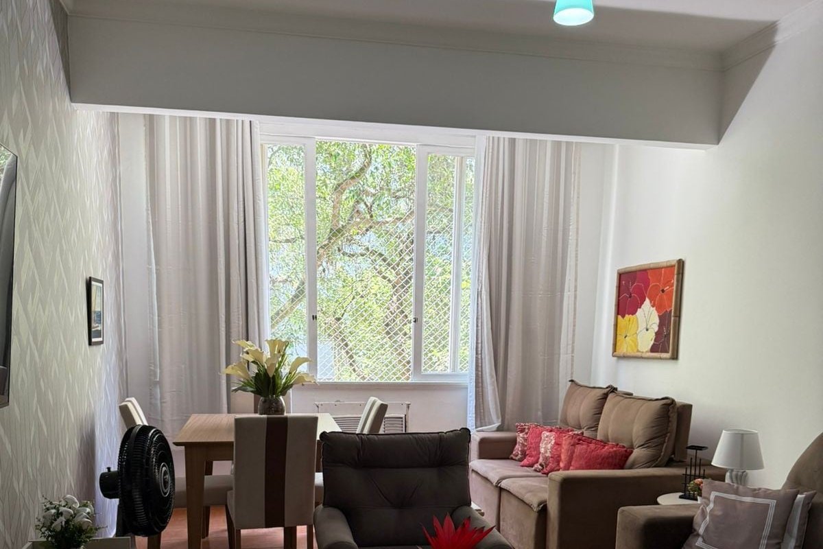 Excelente sala e três quartos com ótimo astral. gallery image 3