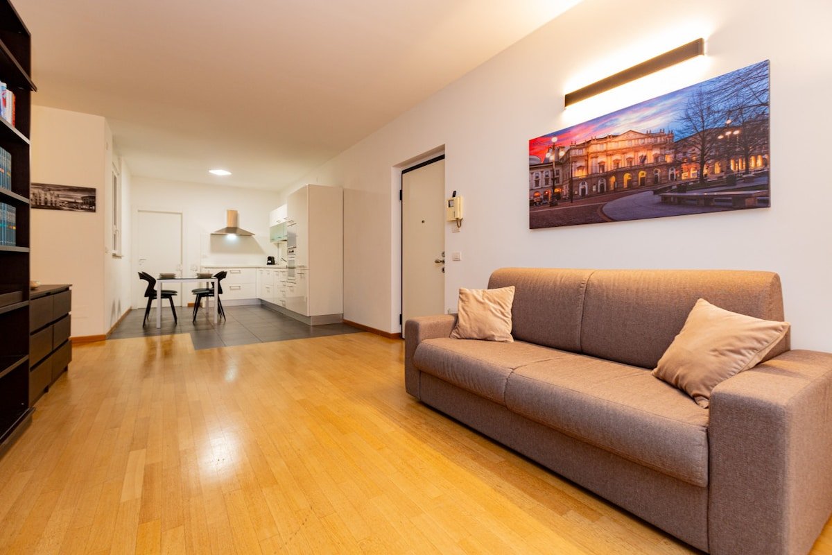 Premuda20 Milan elegant apartment by Hospity gallery image 2