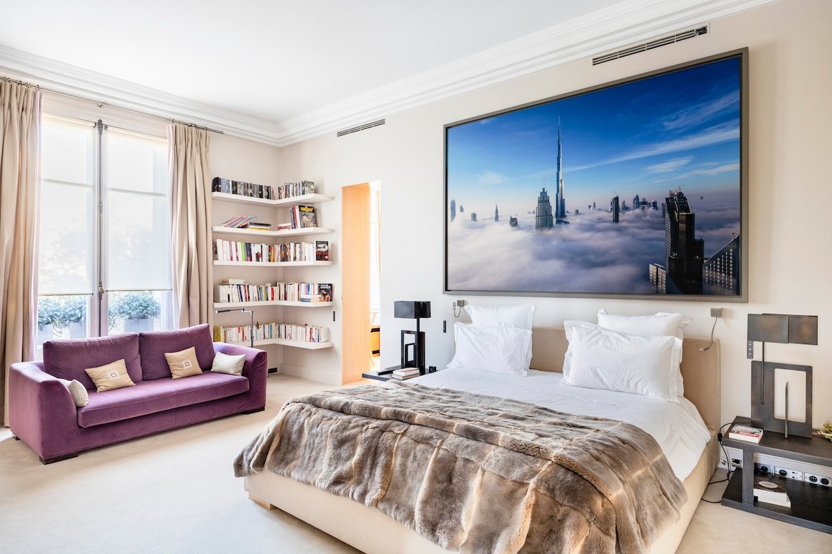 Paris Champ de Mars gallery image 2