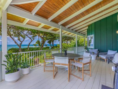 Modern Beachfront Home by Tunnels Beach