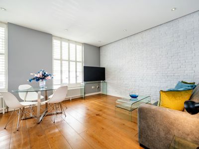 Prime 2-Bedroom Apartment in London’s Theatreland