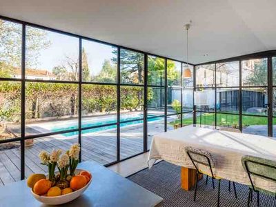 Grande maison de charme avec piscine .