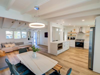 San Diego Luxury Villa: 6-BR, Pool, Hot Tub, Patio