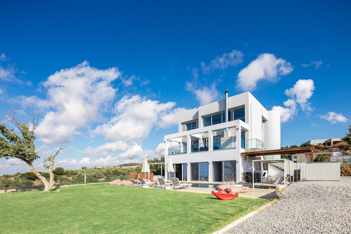 Villa O2 – With Private Heated Pool gallery image 4