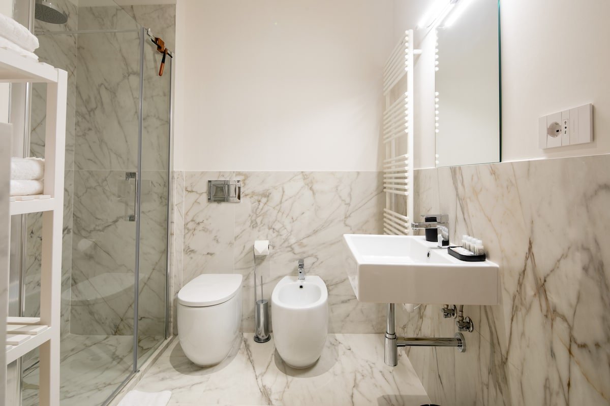 Trilogy 3.03 | Private Terrace DomeView & Elevator gallery image 4