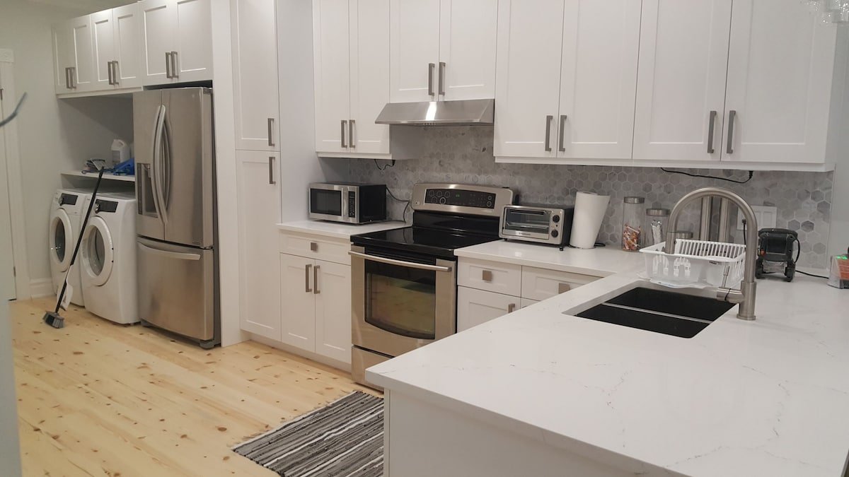 PENTHOUSE DOWNTOWN MONTREAL 1BEST LOCATION HIGHEND gallery image 4