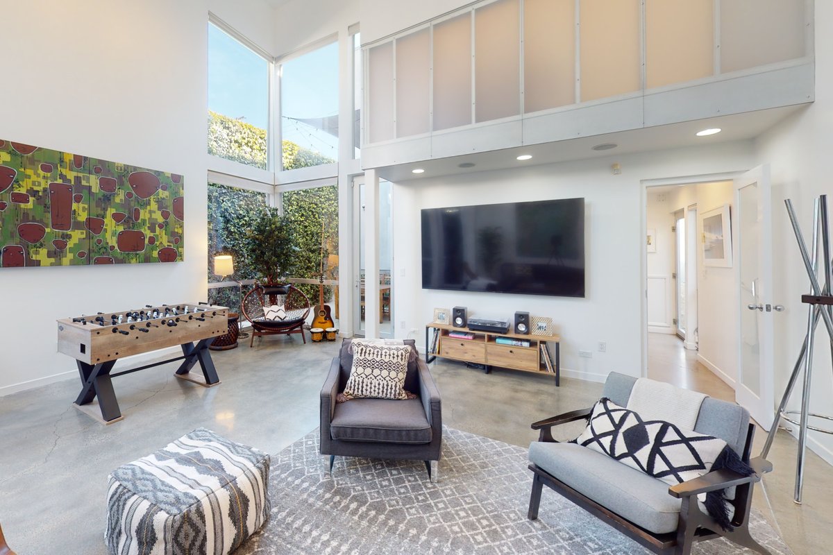 Hip Venice Architectural Loft Home By The Beach