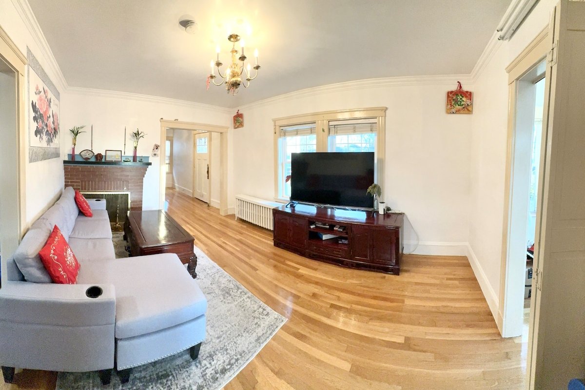 House on the Hill gallery image 3