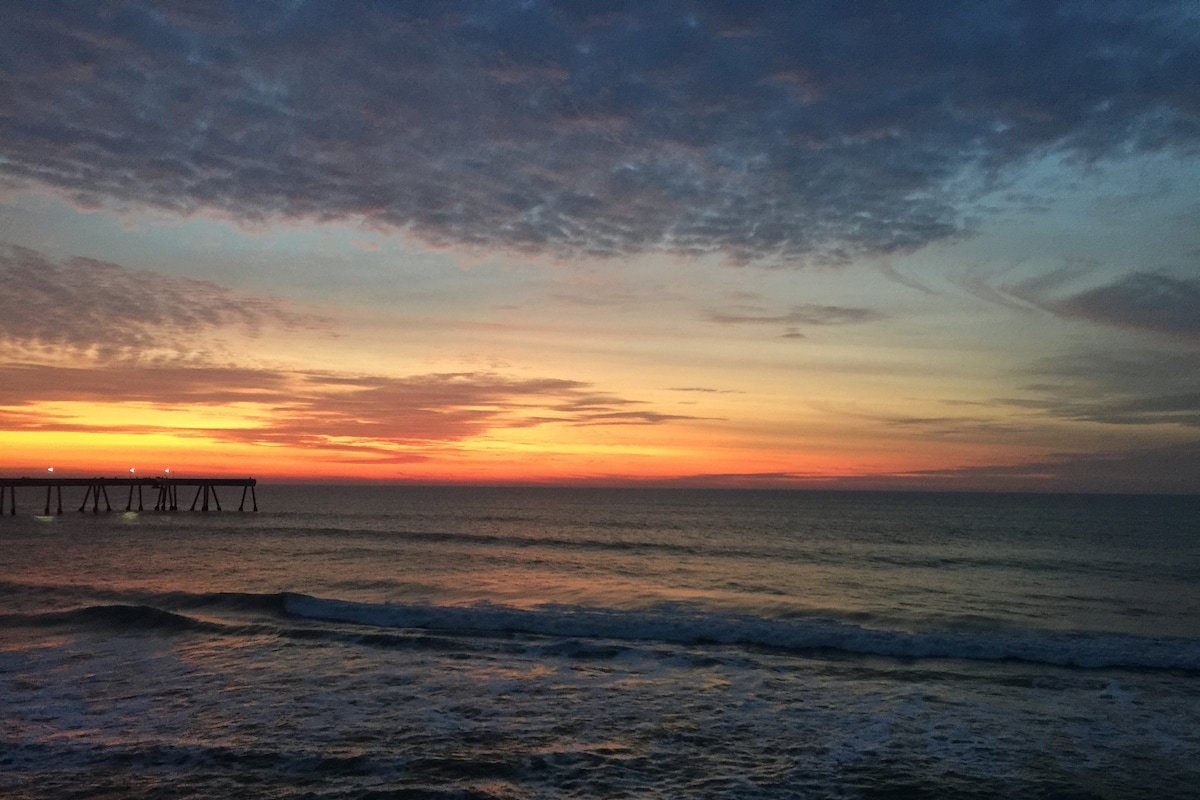 Ocean front 6000 sq House gallery image 5